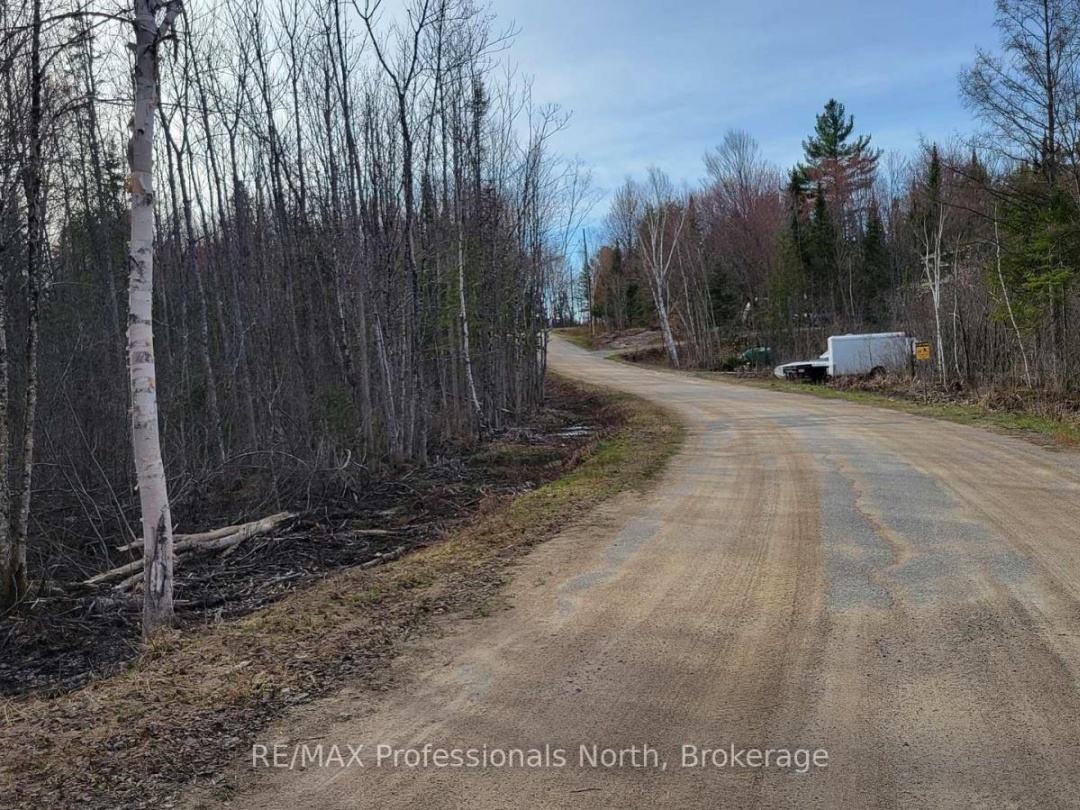 PCL 20438 & 29803 UPPER WALKER LAKE ROAD, Lake of Bays (Sinclair)