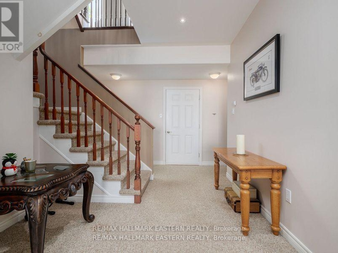 10 EARL KENNEDY ROAD, 
