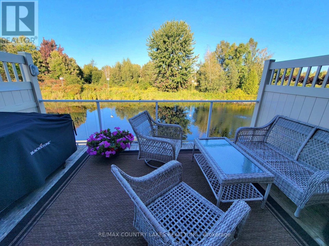 11 - 4 PARADISE BOULEVARD, 