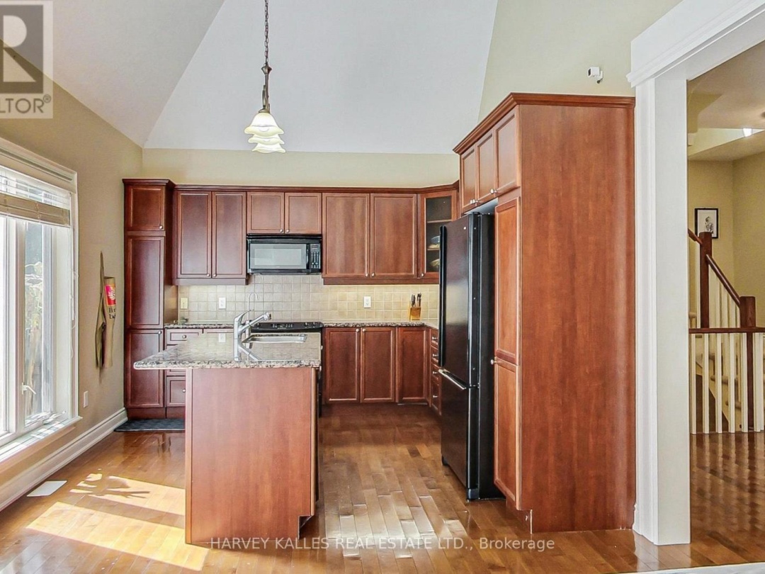 22 5 Invermara Court, Lake Simcoe