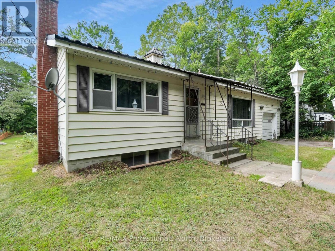 1716 GRAVENHURST PARKWAY, 