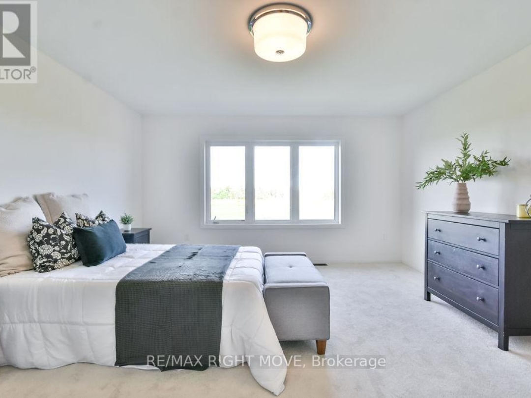 3721 QUAYSIDE DRIVE, 