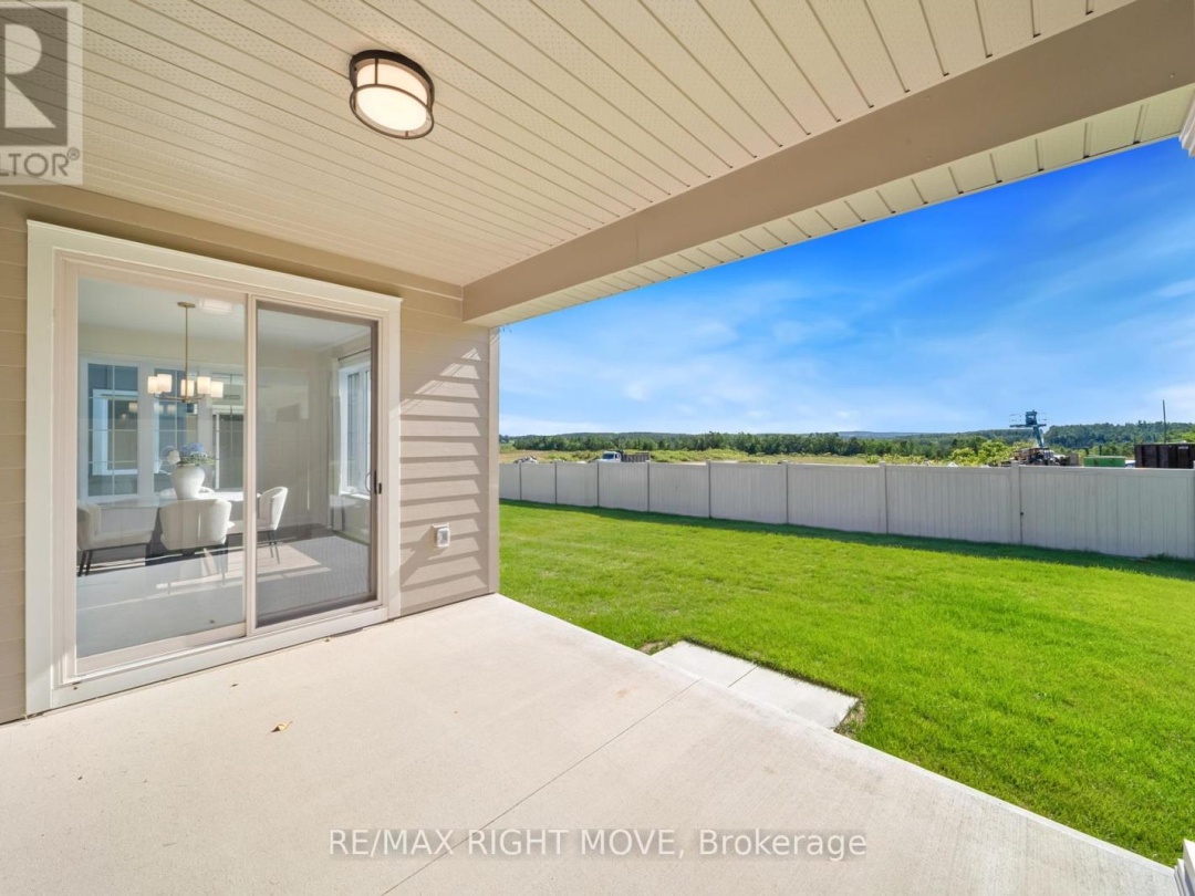 3194 ORION BOULEVARD, 