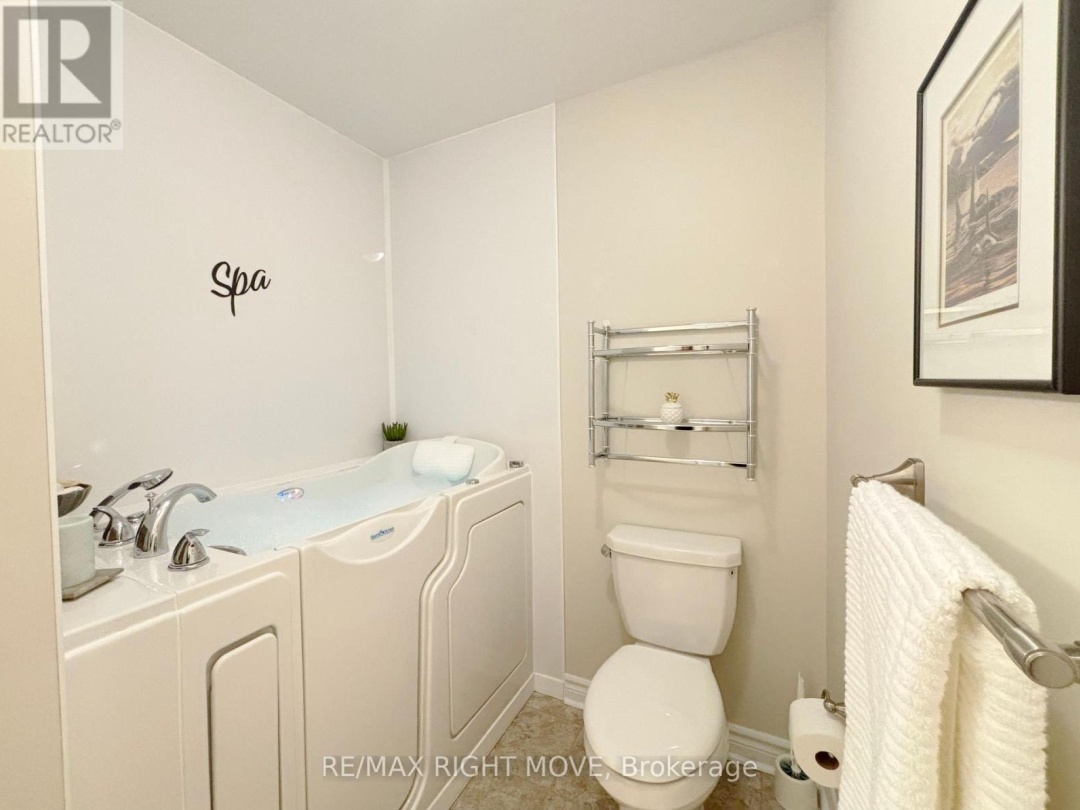 123 Lucy Lane, Orillia