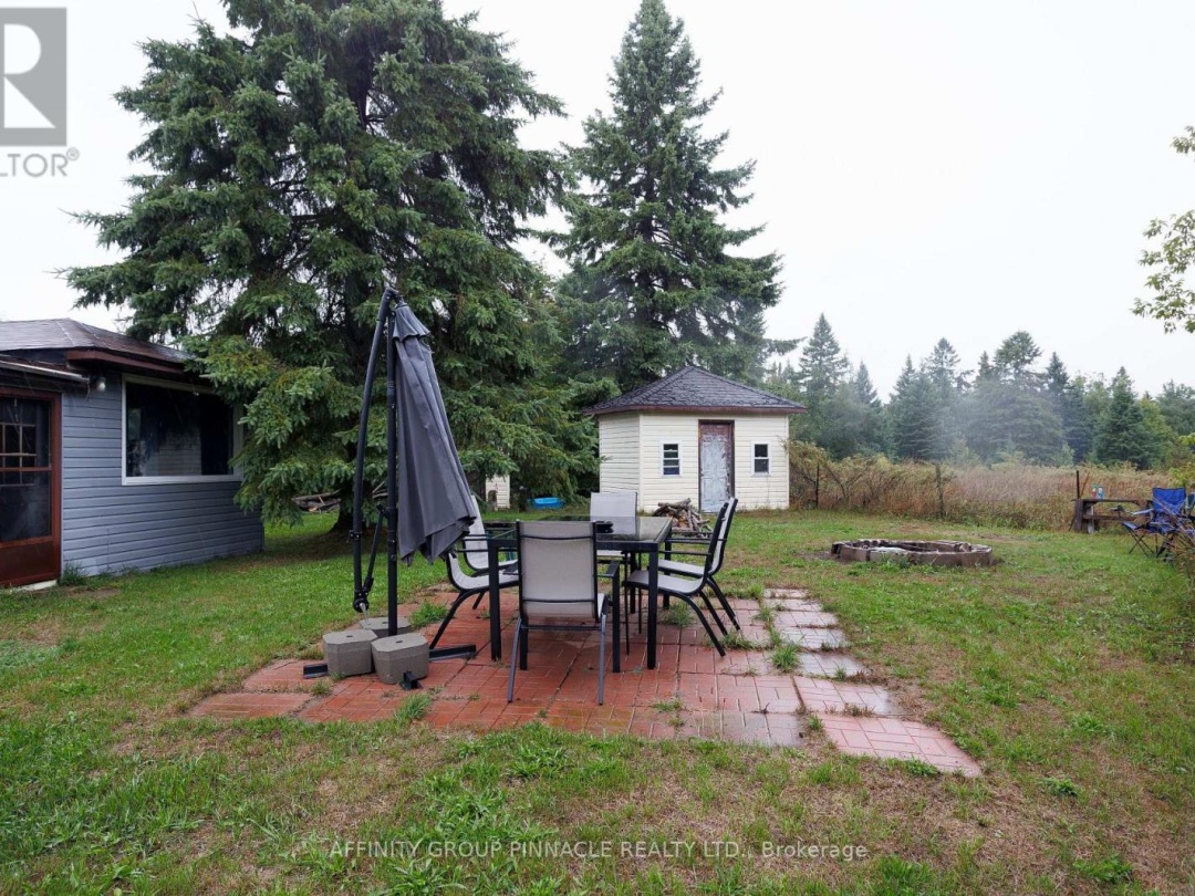 828 NORTHLINE ROAD, 
