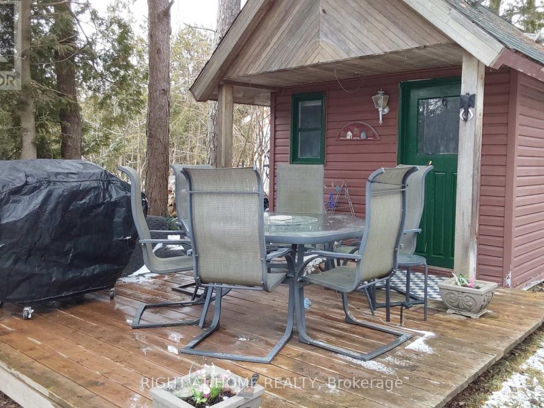 2323 Lakeshore Drive, Lake Simcoe