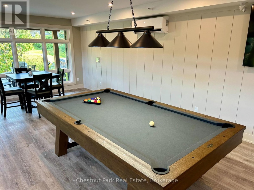 301 200 Anglo Street, South Muskoka Lake