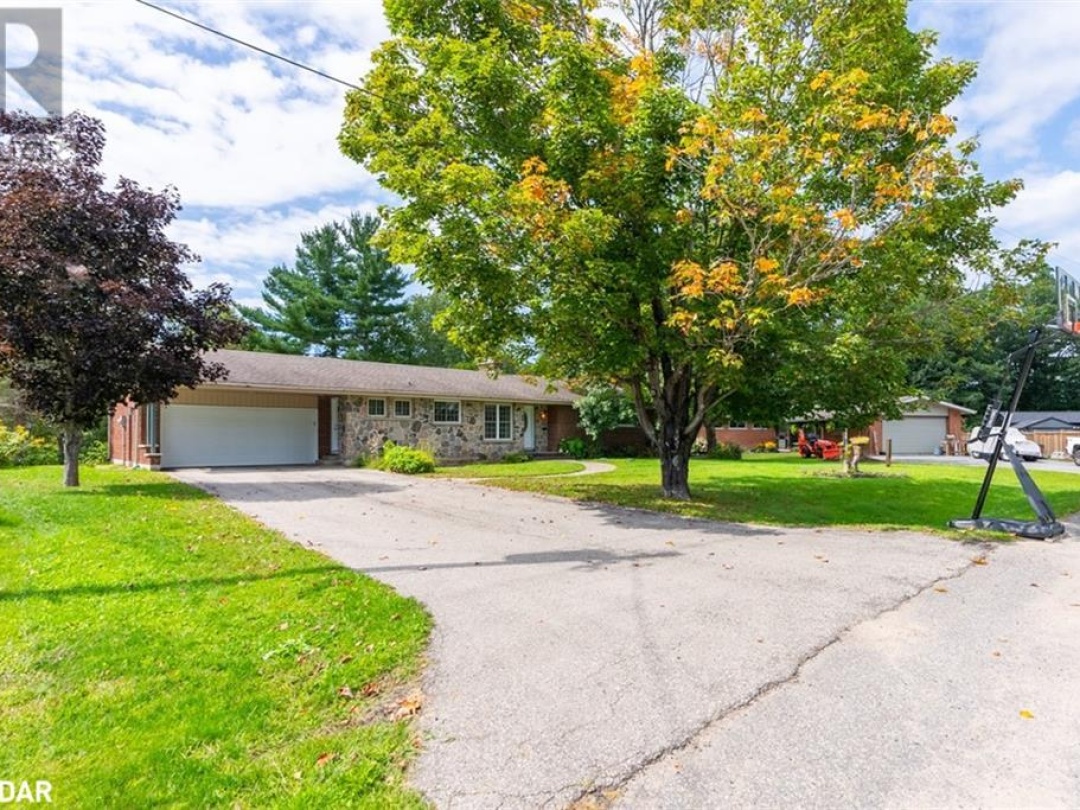 443 By Lock Acres Road, Muskoka River