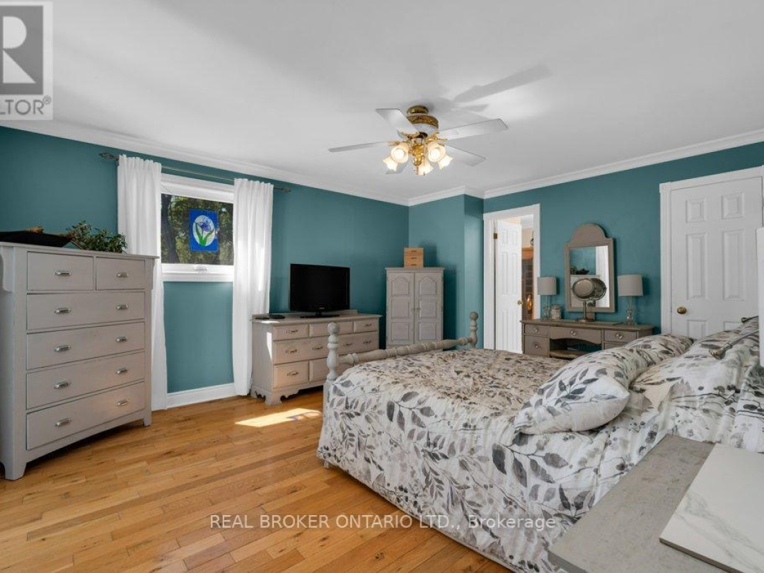 1909 WOODS BAY ROAD, 