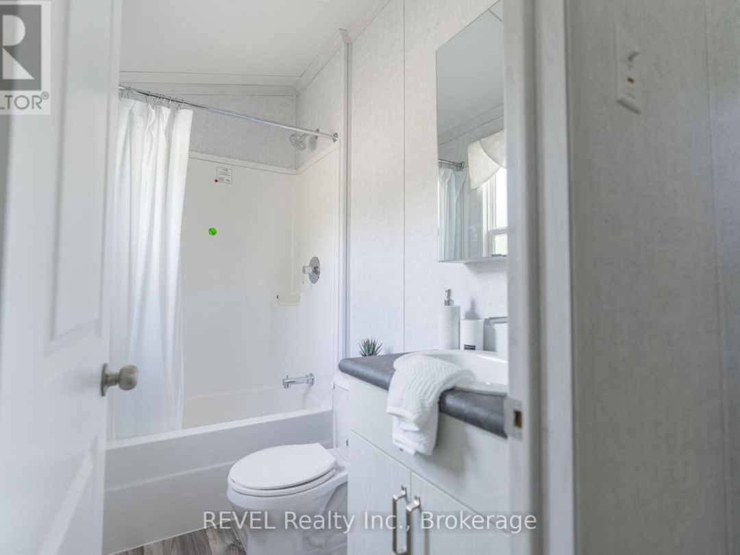 RL88 - 105 BLUE LAKE ROAD, 