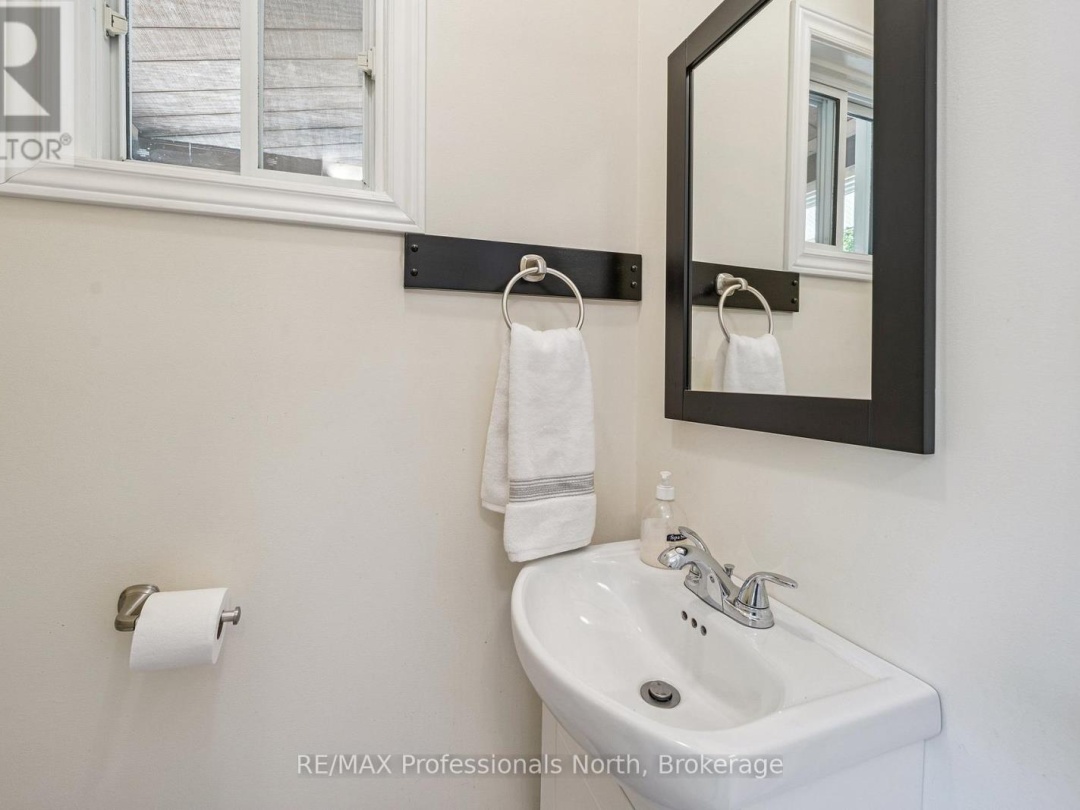 504 SOUTH WASEOSA LAKE ROAD, 