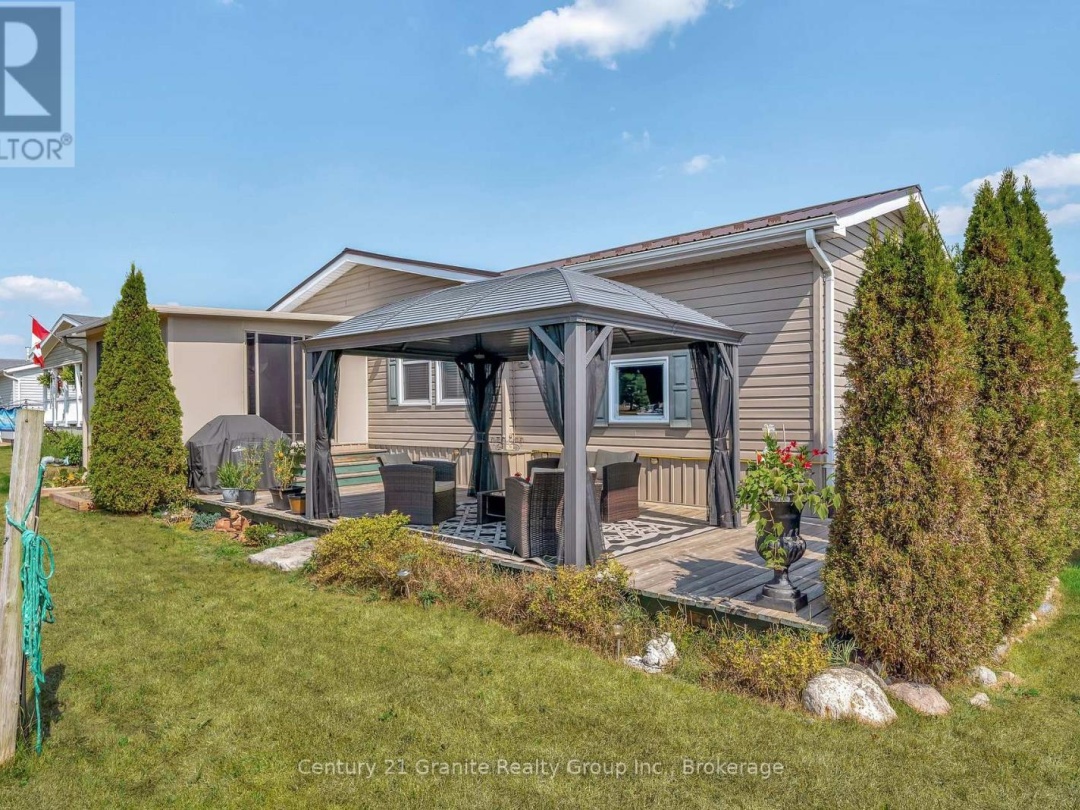 58 CREEKSIDE CIRCLE, 