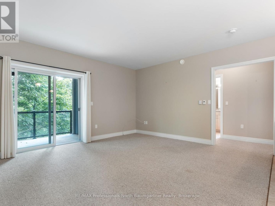 208 - 4 LAKE AVENUE, 