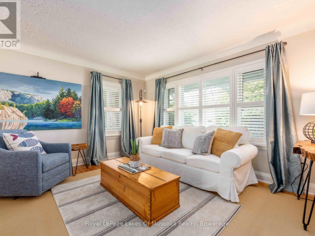 9 MOUNTVIEW AVENUE, 