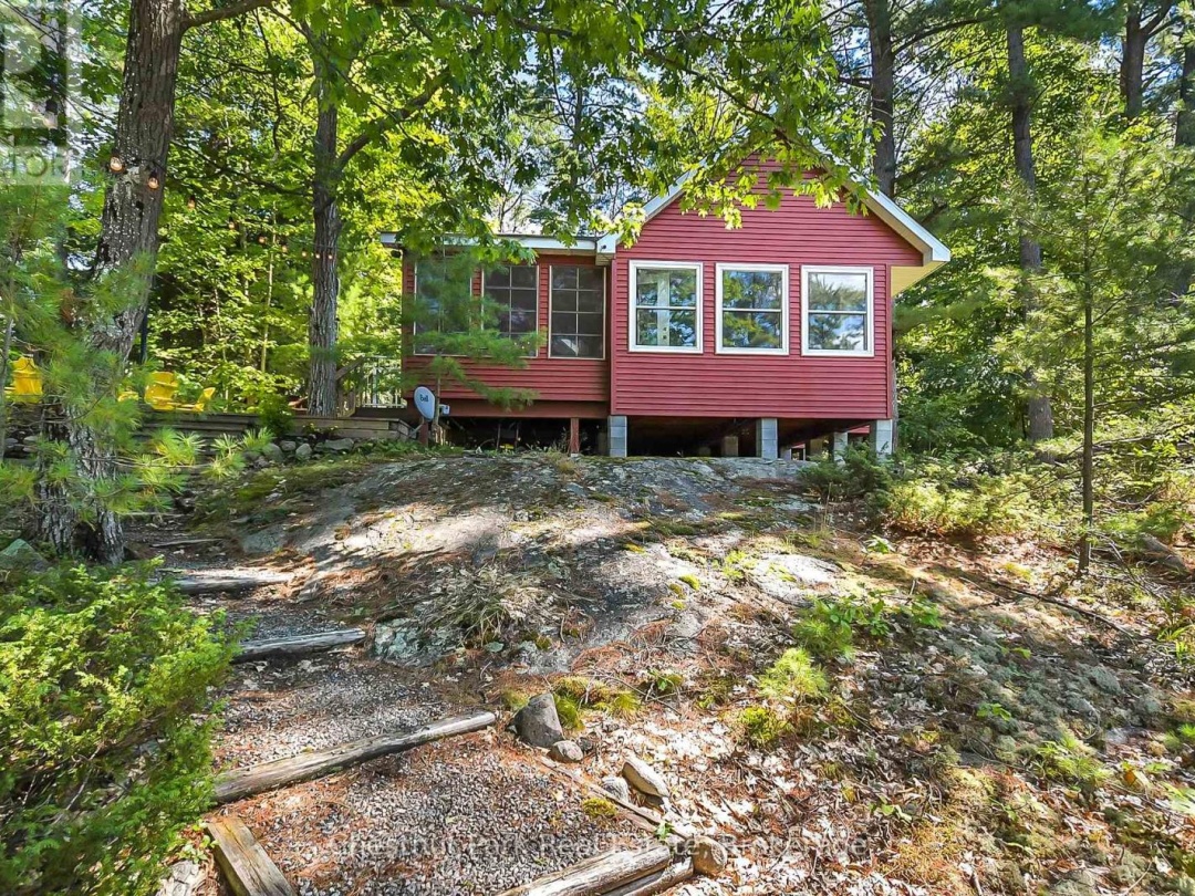 86 TAYLOR ISLAND, 
