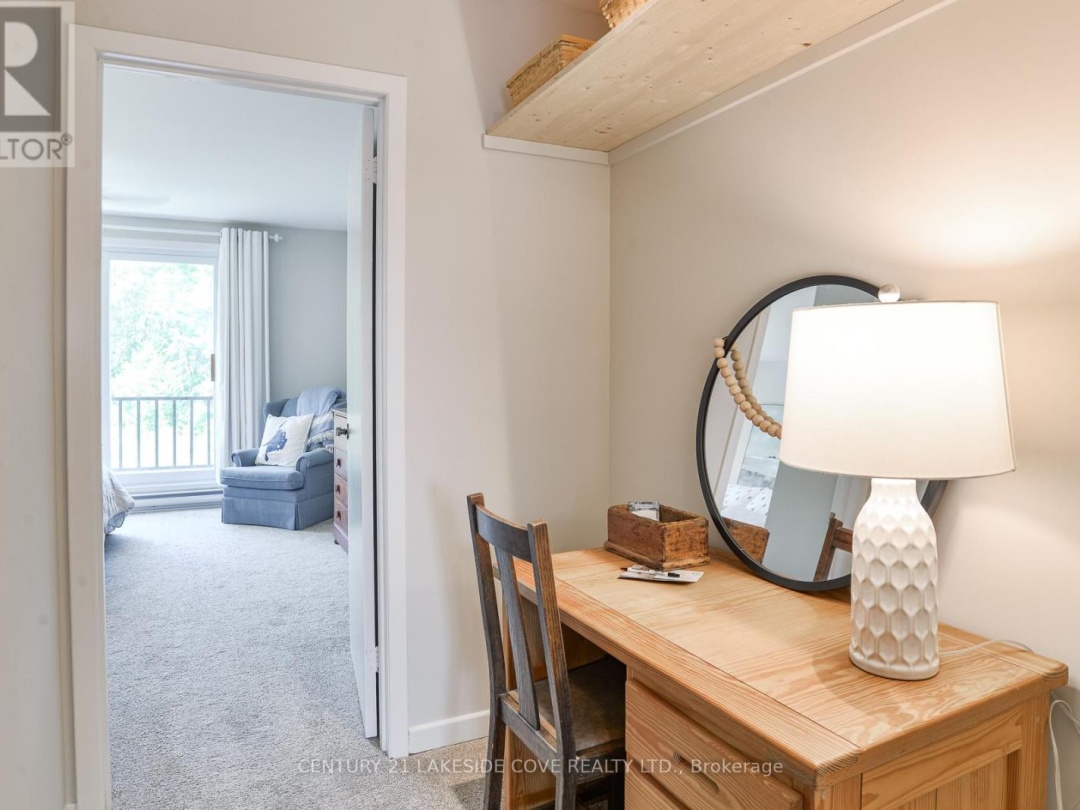 Unit 16 2 Paradise Boulevard W, Lake Simcoe