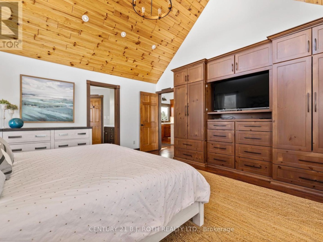 64 MCCORDS ROAD, Manitouwabing River