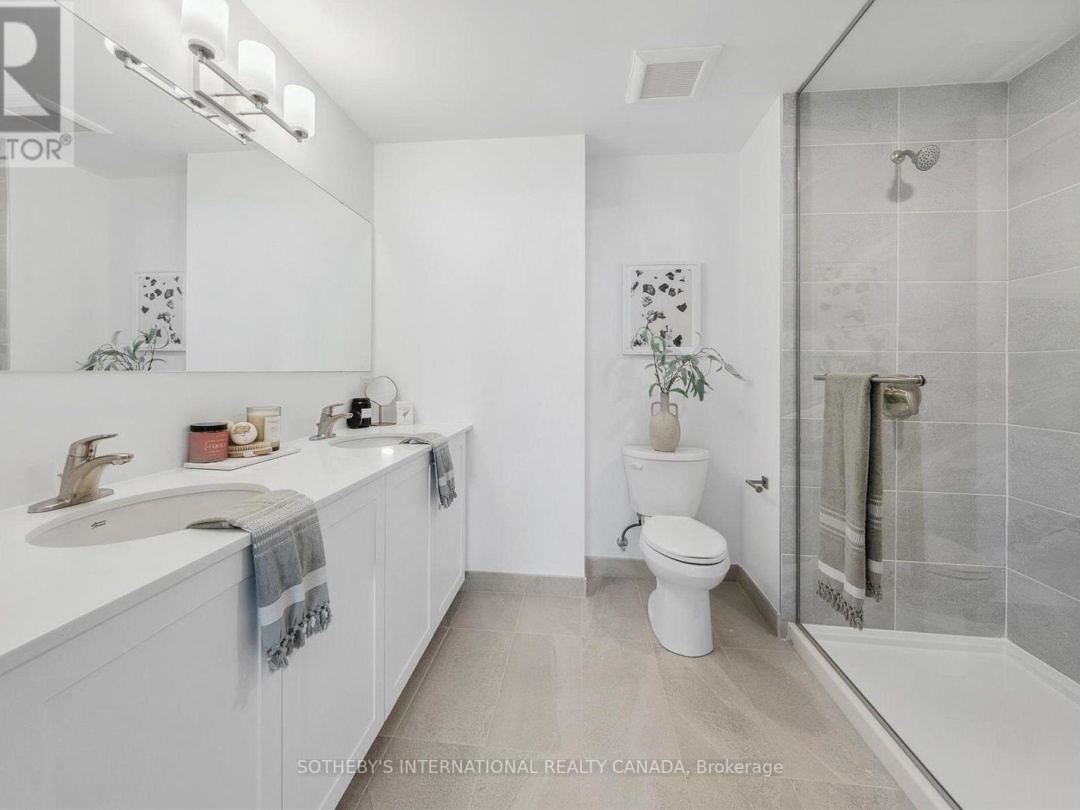 308 - 19B WEST STREET N, 