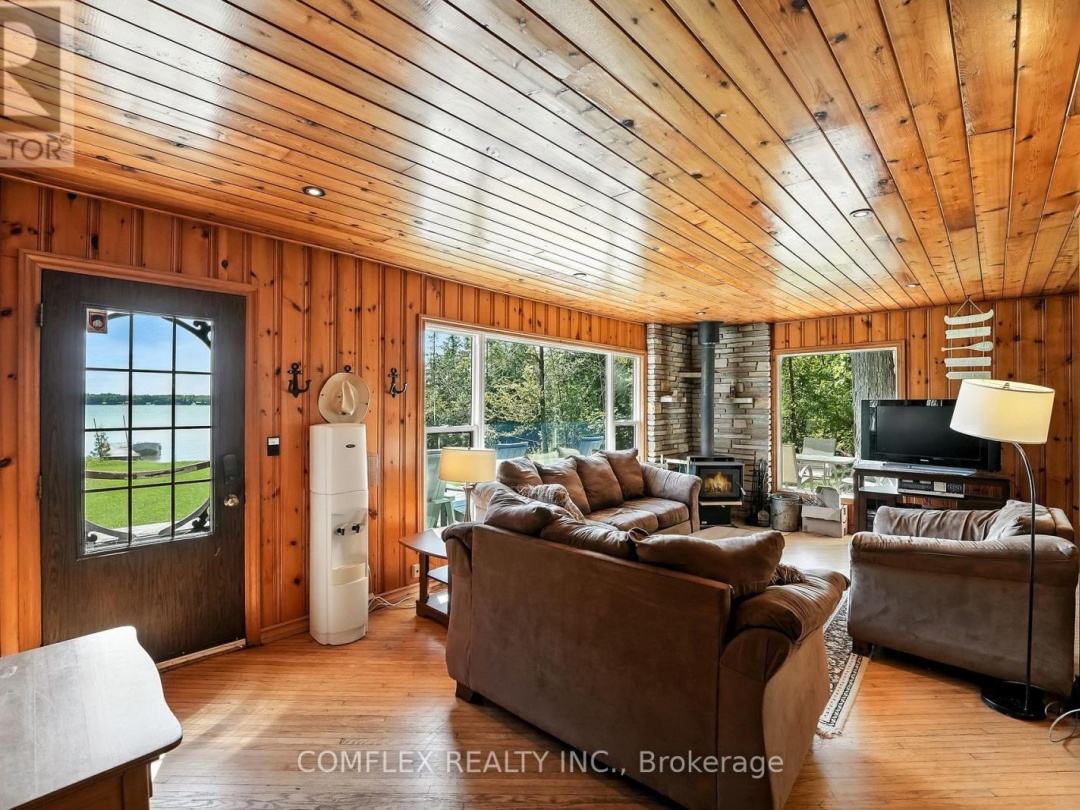 633 GRAND ISLAND, 