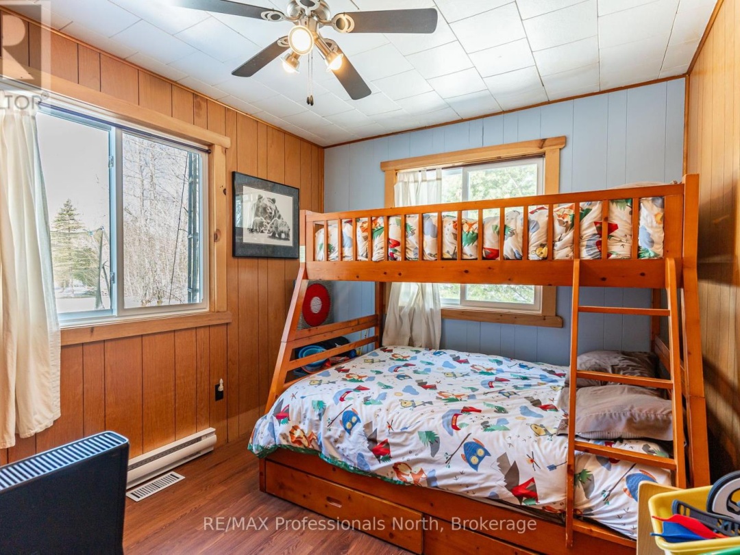 1093 TIFFANY LANE, 