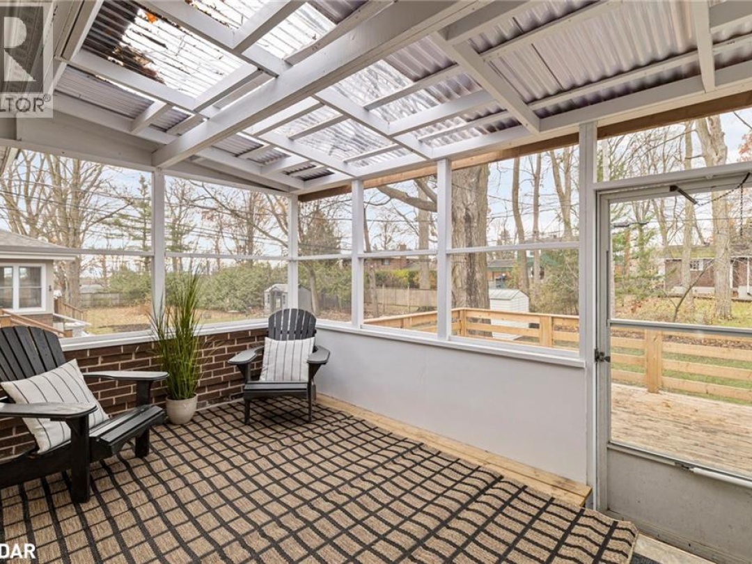 193 LAWRENCE Avenue, 