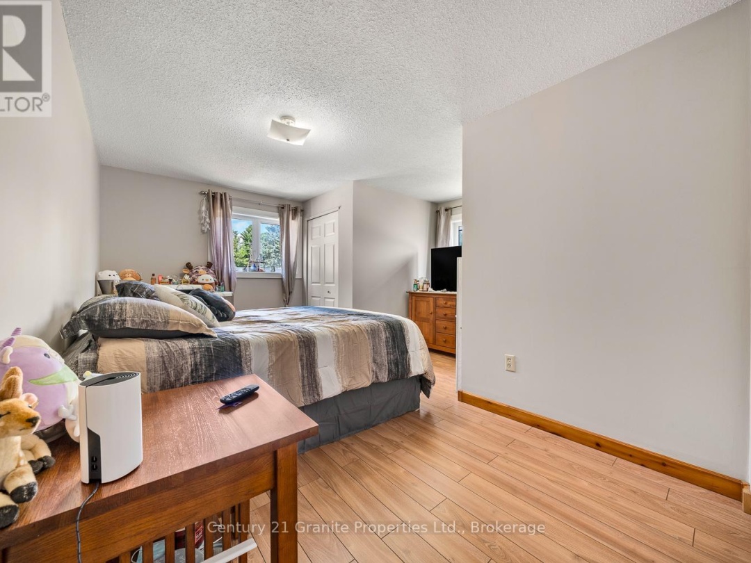 7 TUDHOPE STREET, 