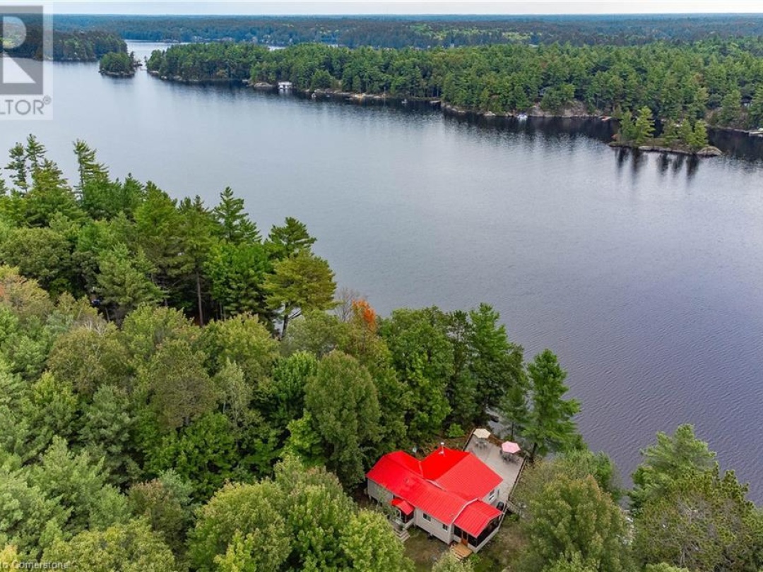 1076 Thanksgiving Rock Way, Kahshe Lake