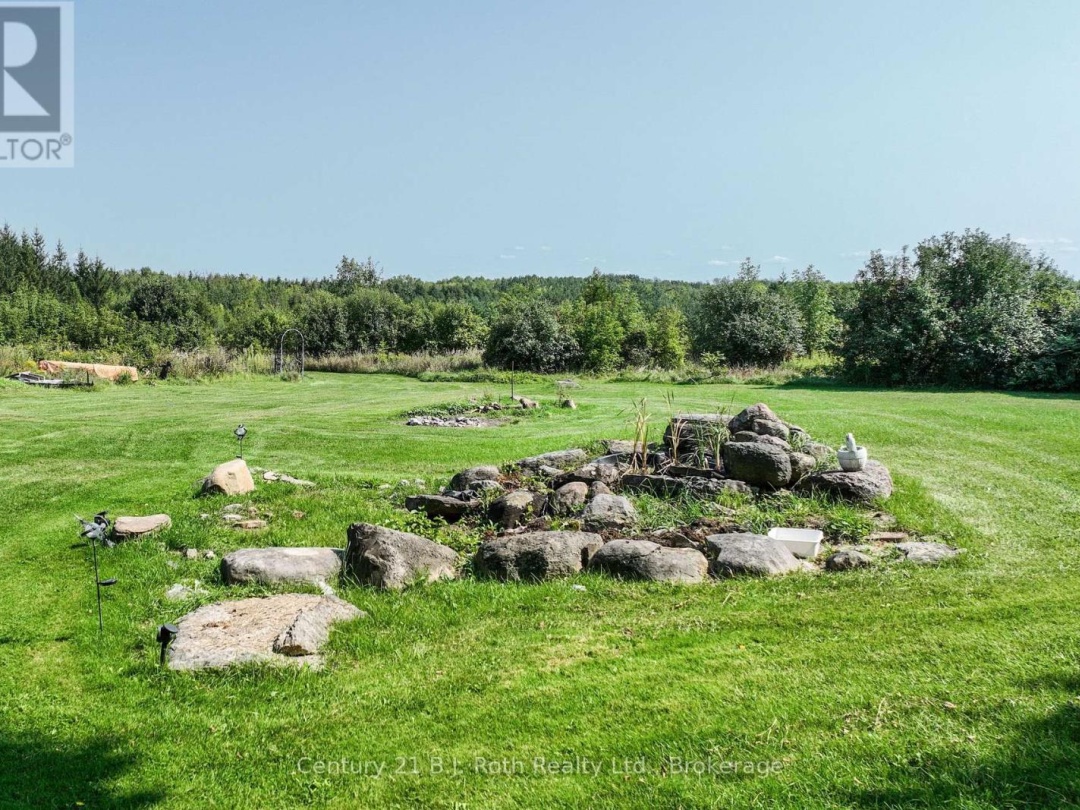 5135 SIDEROAD 25, 