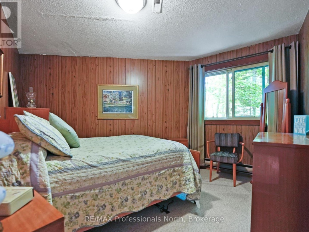 1511 WENONA LAKE ROAD, 