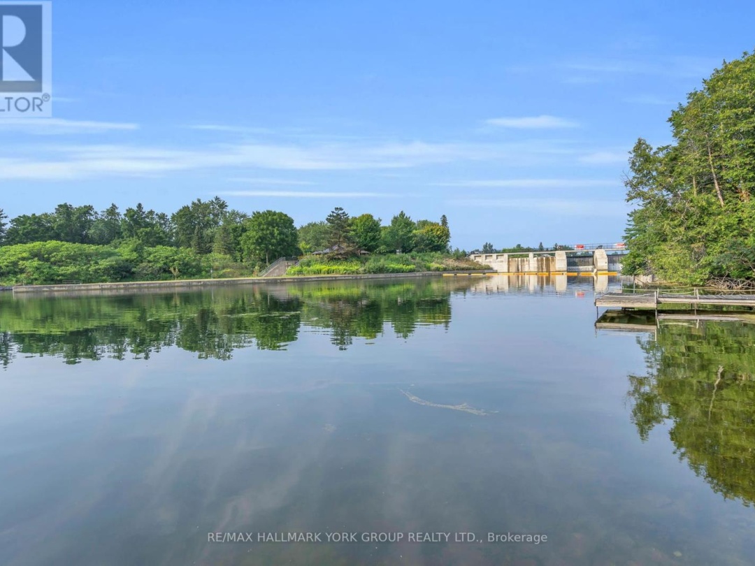 36 BALL AVENUE E, 
