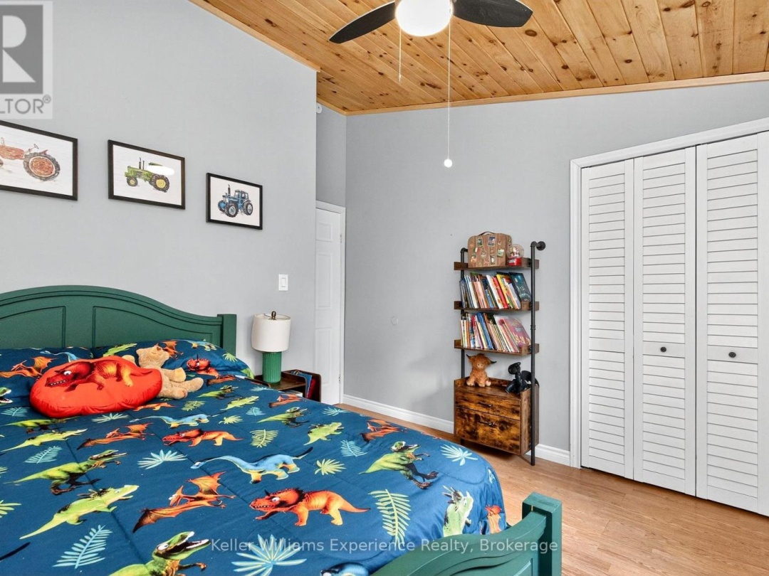 37 CRESCENT DRIVE, 