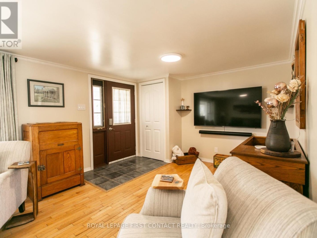 50 CALVERLEY STREET, 
