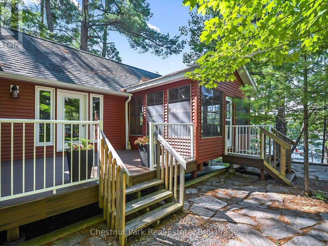 86 TAYLOR ISLAND, 