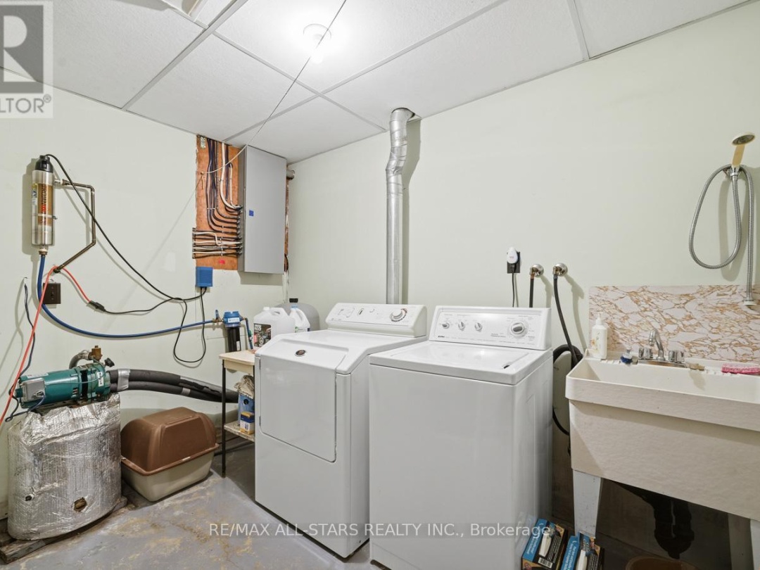 94 PLUM POINT LANE, 