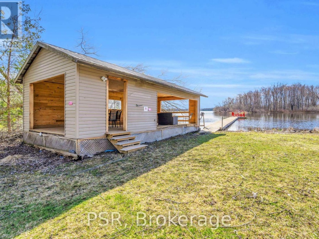 4453 Orkney Beach Road, Lake Simcoe