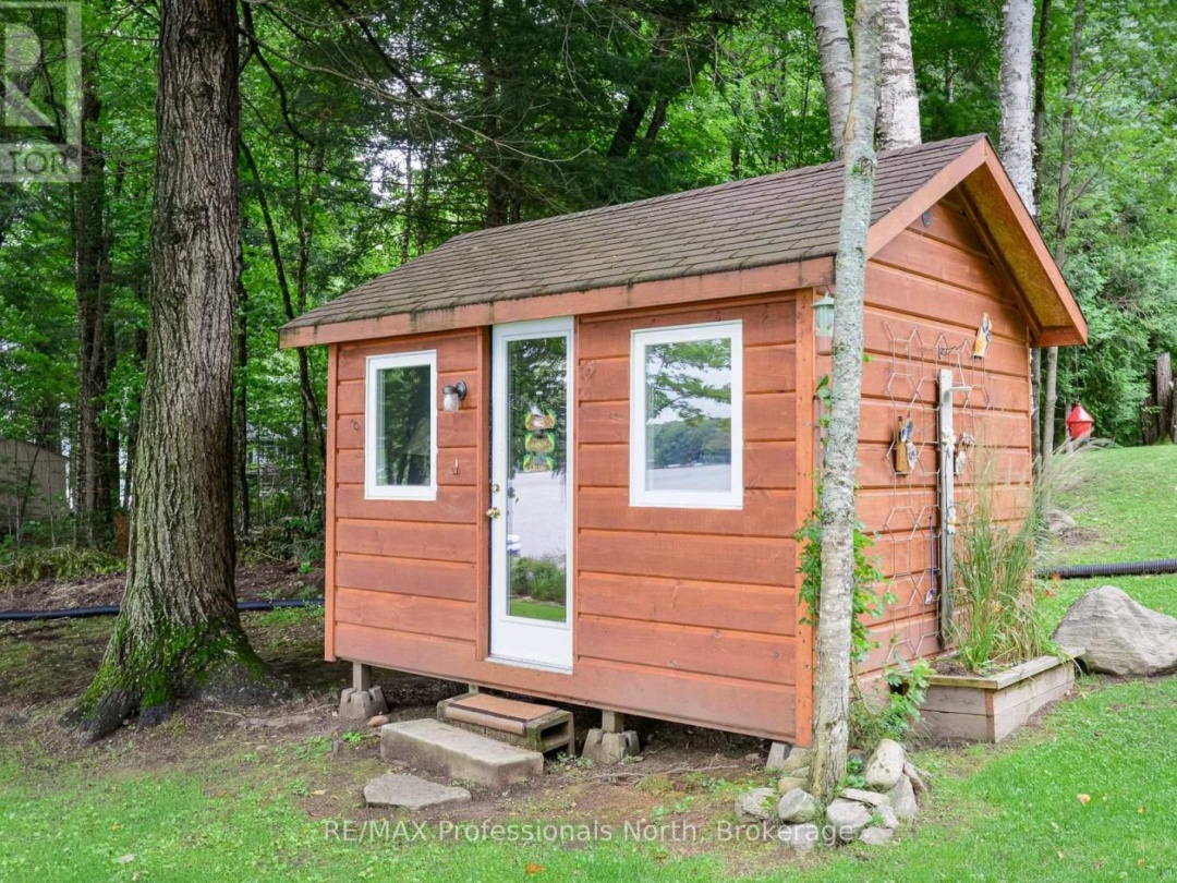 1111 Merrick Drive, Wood Lake