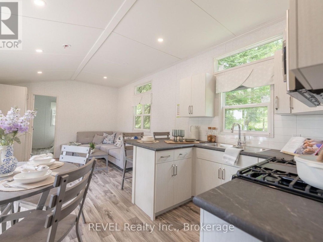 B56 - 85 HUTCHINSON BEACH ROAD, Deer Lake