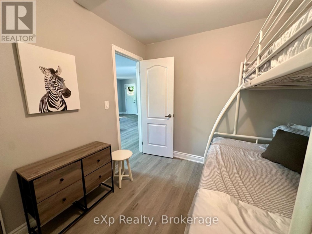 61 ROBERT ROAD W, 