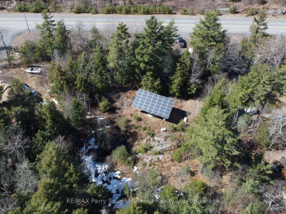 463 Highway 518 Highway, Seguin