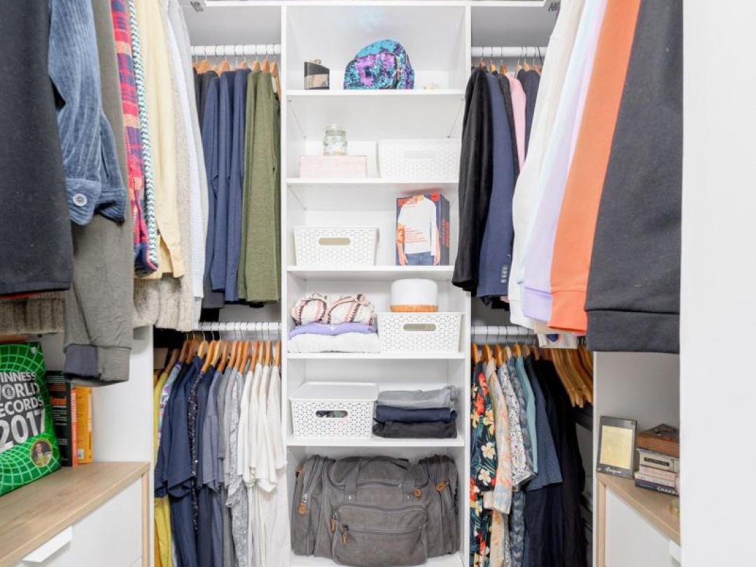 19 - 4 PARADISE BOULEVARD, 