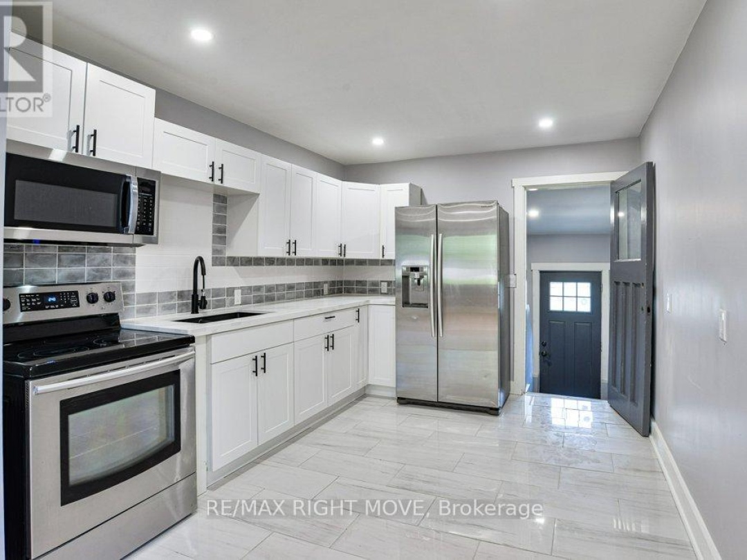 299 MARY STREET, 