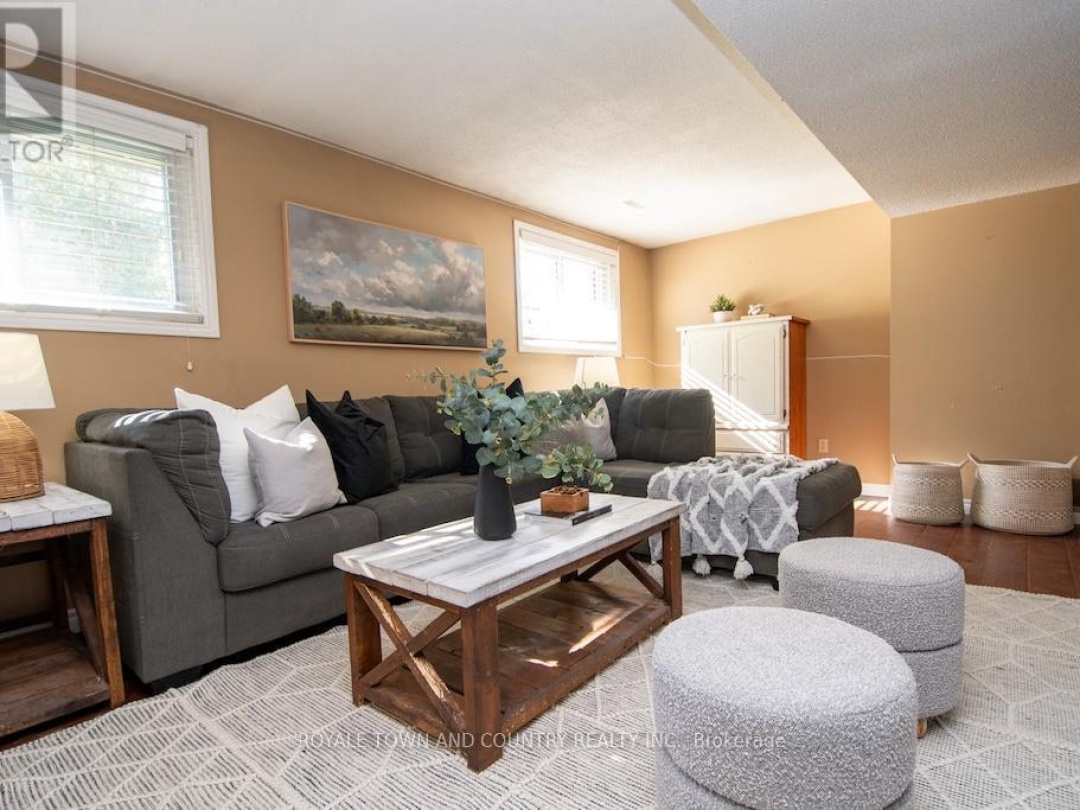 187 SKYLINE ROAD, 