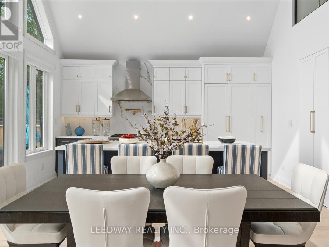 24410 Thorah Park Boulevard, Lake Simcoe
