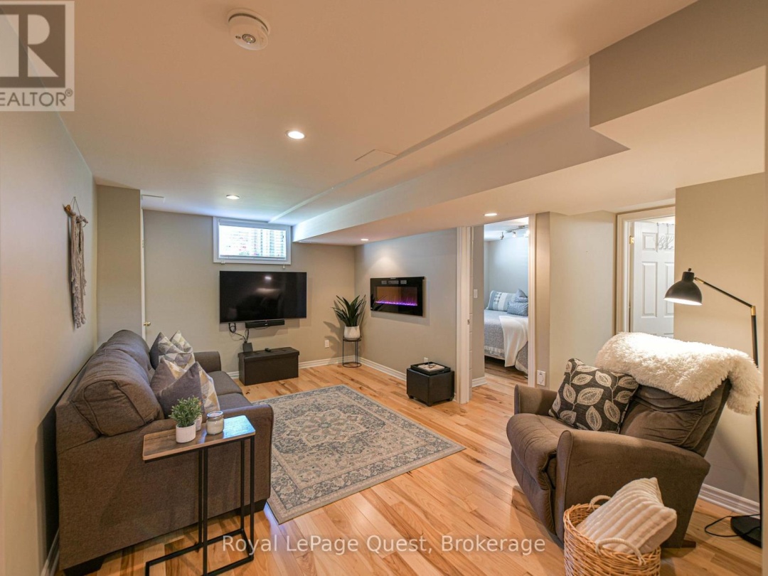 43 CALVERLEY STREET, 