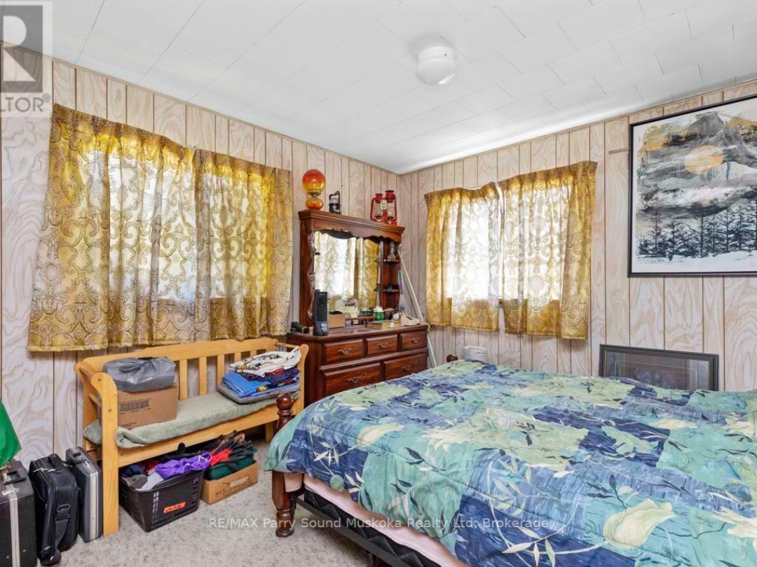 122 GREY OWL ROAD, 