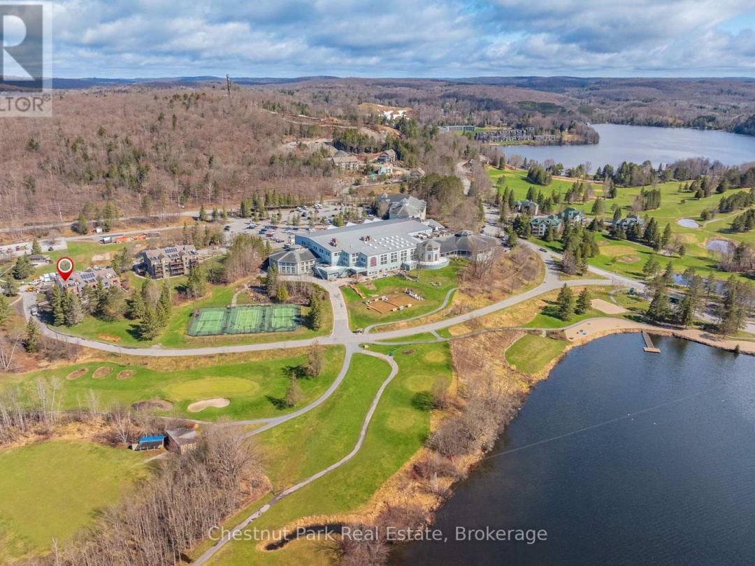 52 107 1235 Deerhurst Drive, Peninsula Lake