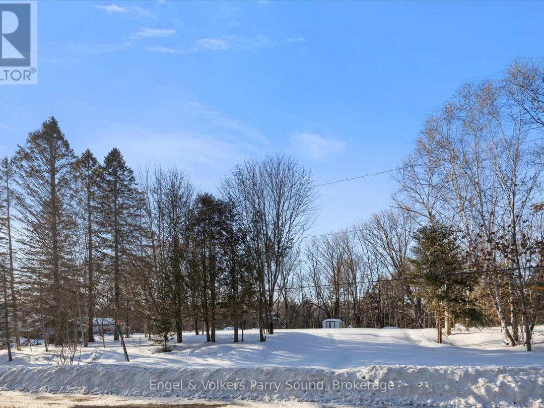 40 MILLER DRIVE, McDougall