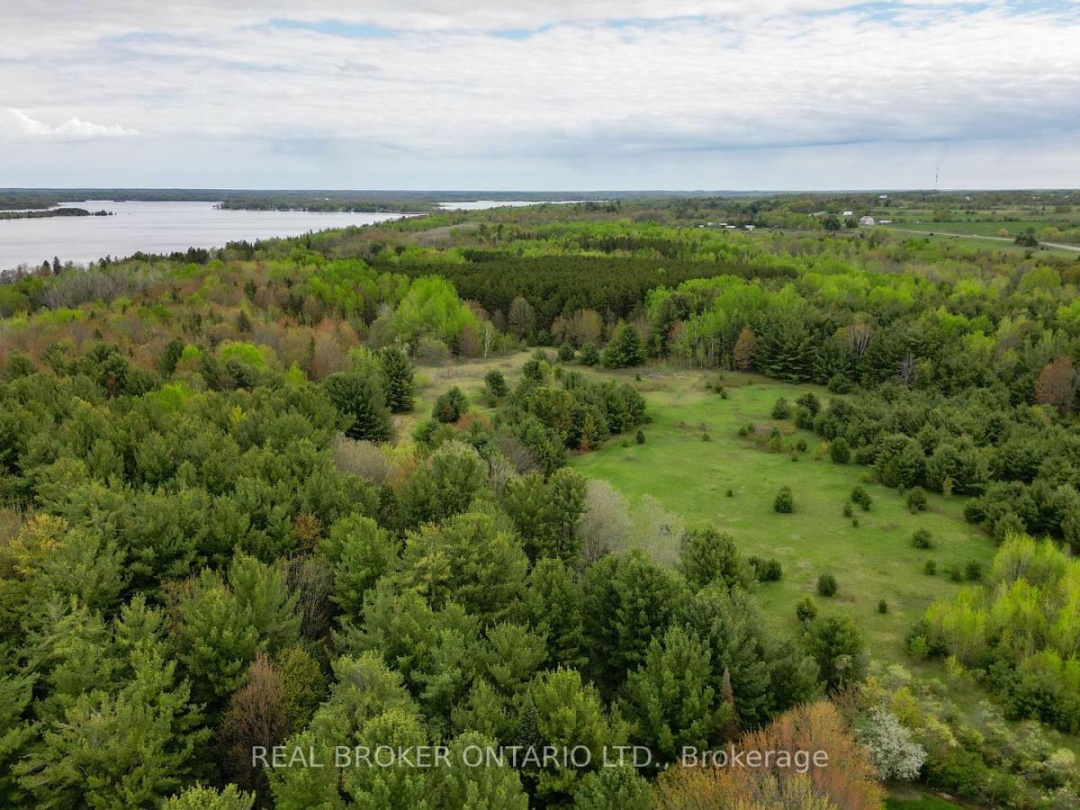 261 Portage Road, Canal Lake