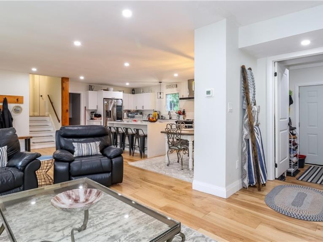 14 CONDER Drive, 