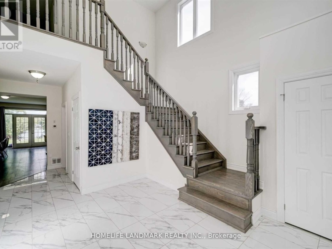 5 Rosy Beach Court, St John Lake